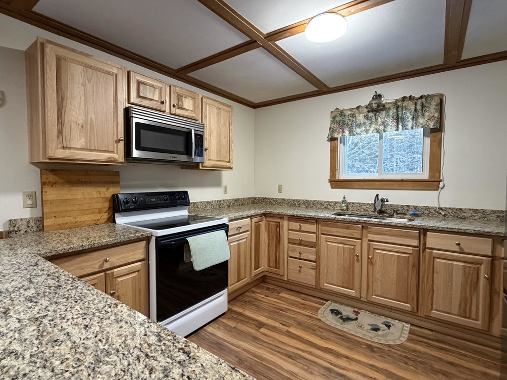 9 Grant Drive Dover-Foxcroft