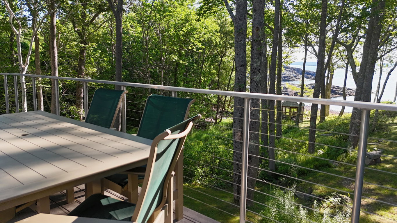 outdoor dining view