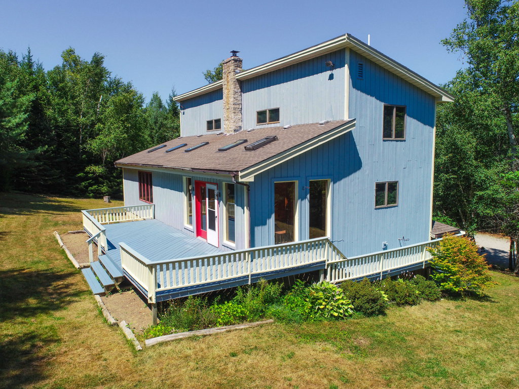Exterior Home (4)