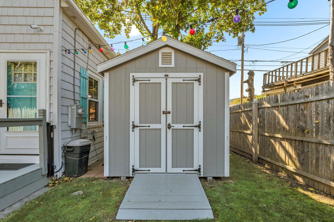 28-web-or-mls-45-cromwell-harbor-rd