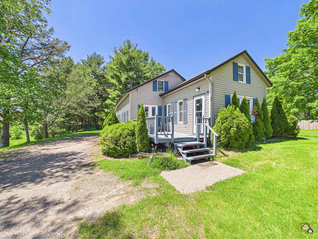 1 Janabye Lane Hallowell