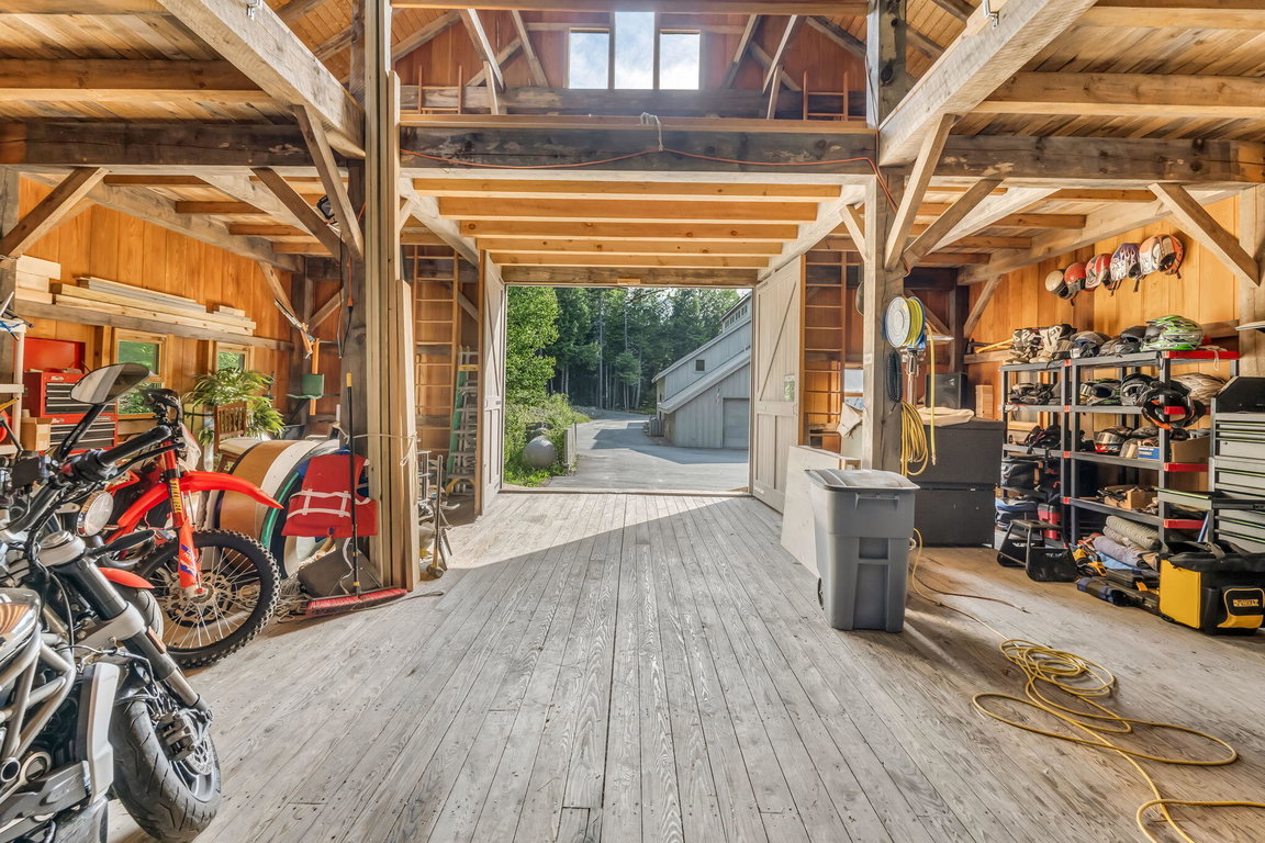 112-web-or-mls-195-branchview-dr