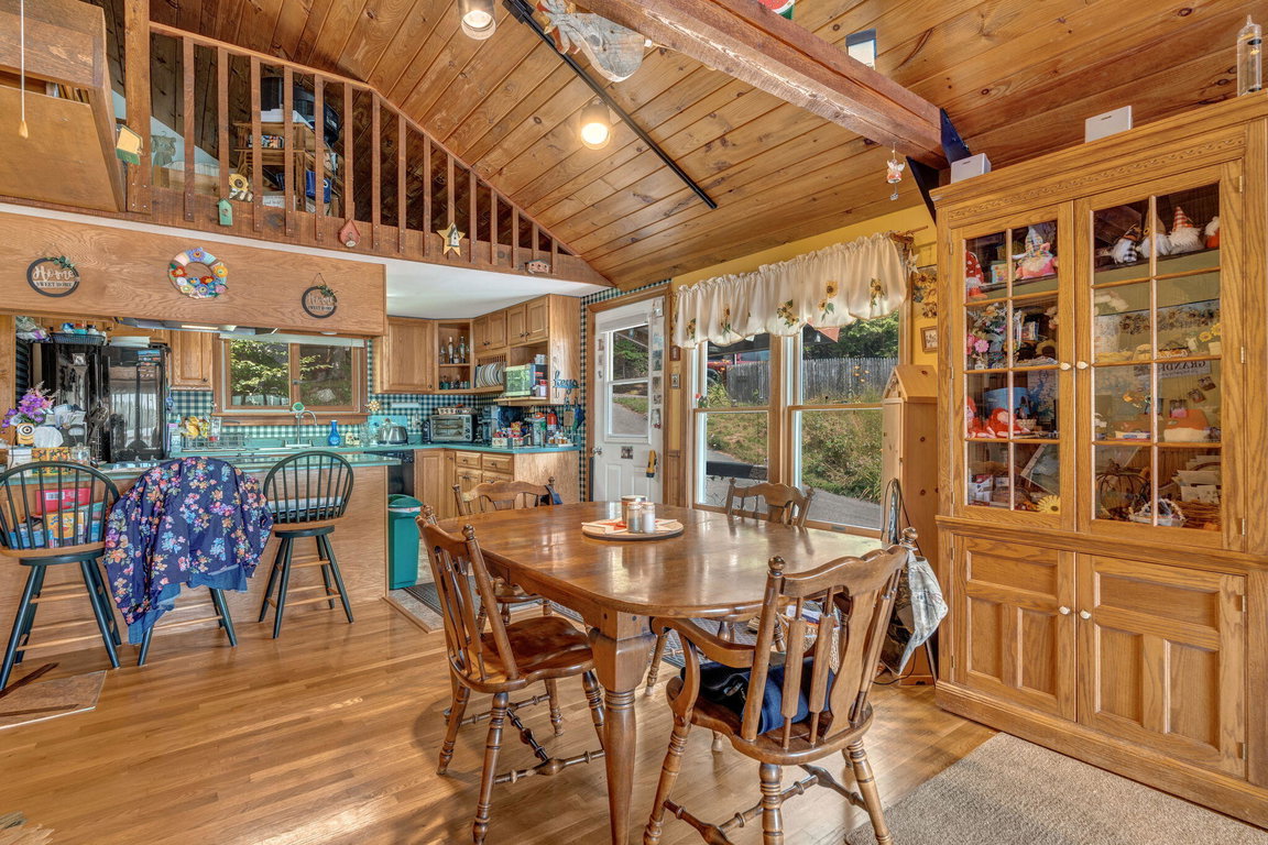 43-web-or-mls-293-scotts-neck-rd