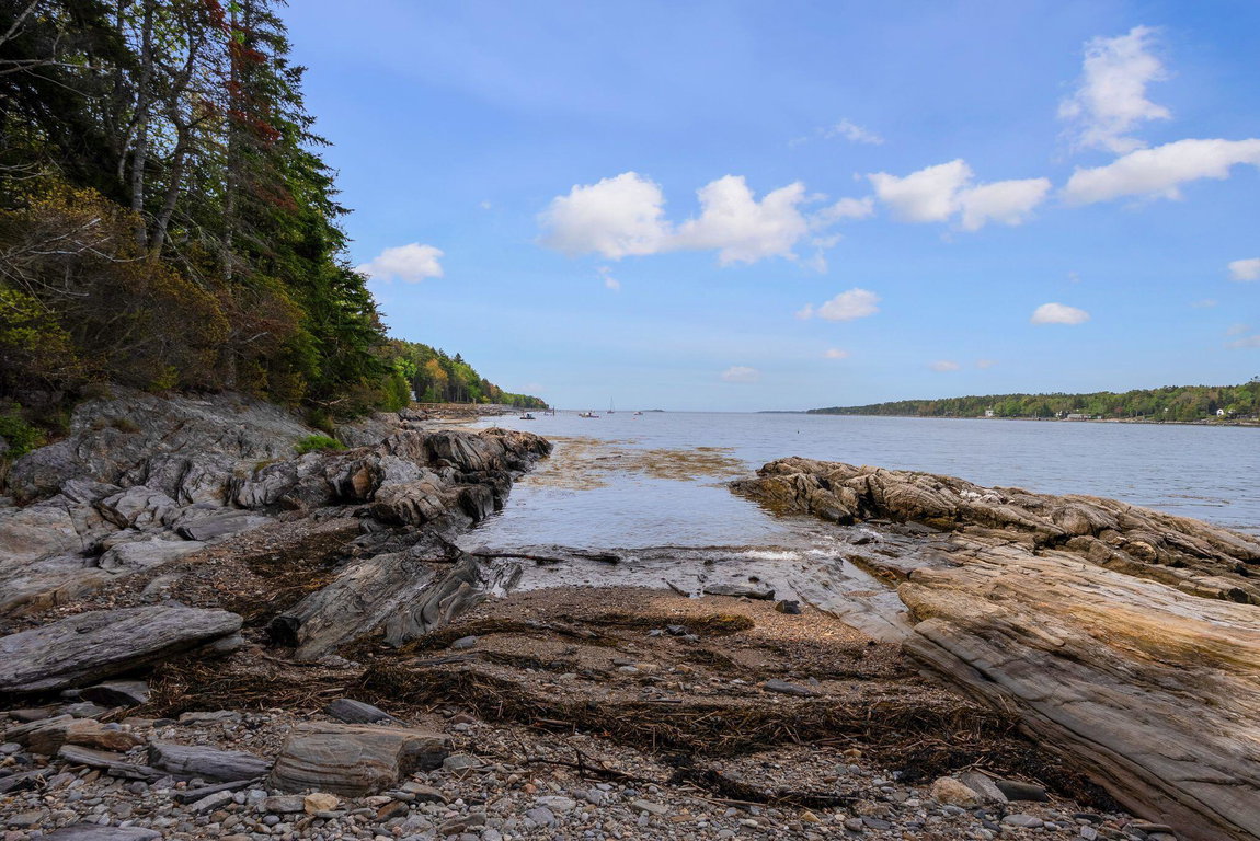 12 Parthas Court Harpswell