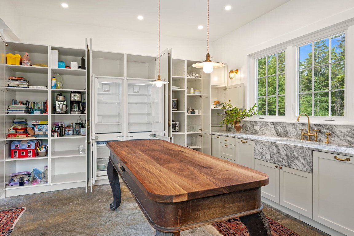 Kitchen 11