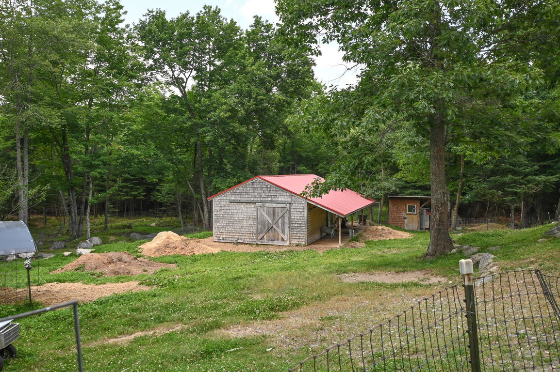 Barn