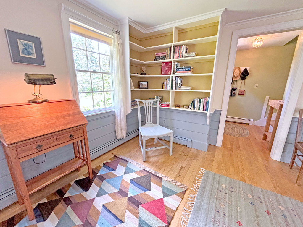 Living Room (8)
