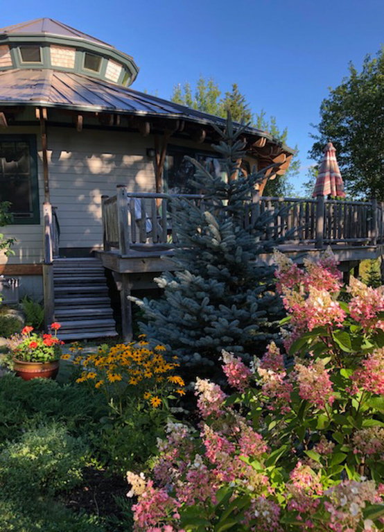 02.Cranberry.Yurt.Owner.Ext.03