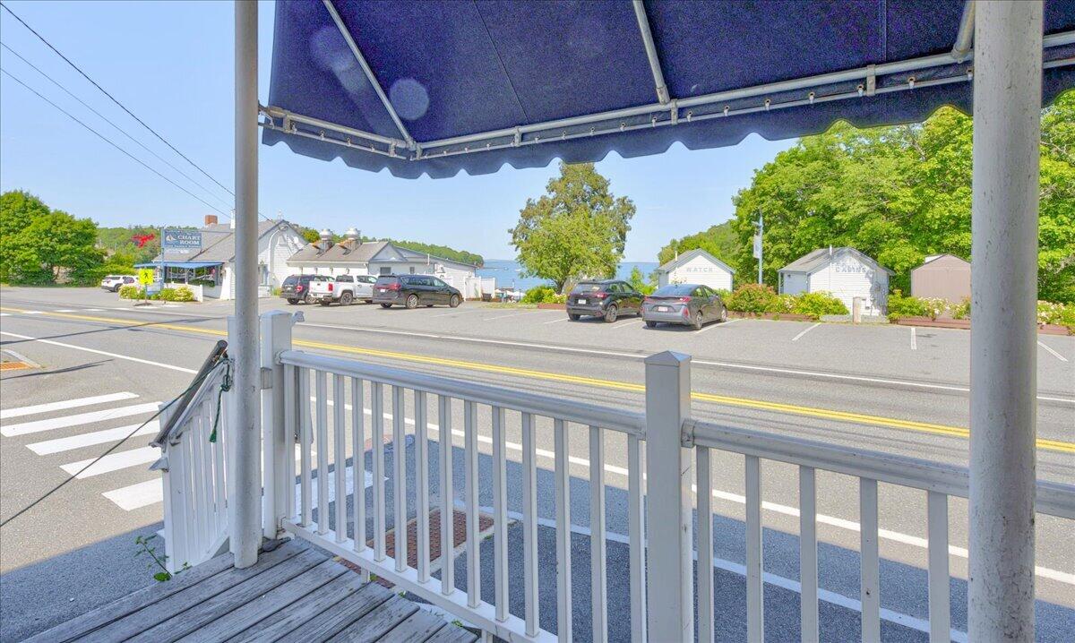 45-Loren St. Bar Harbor_Restaurant_Apt