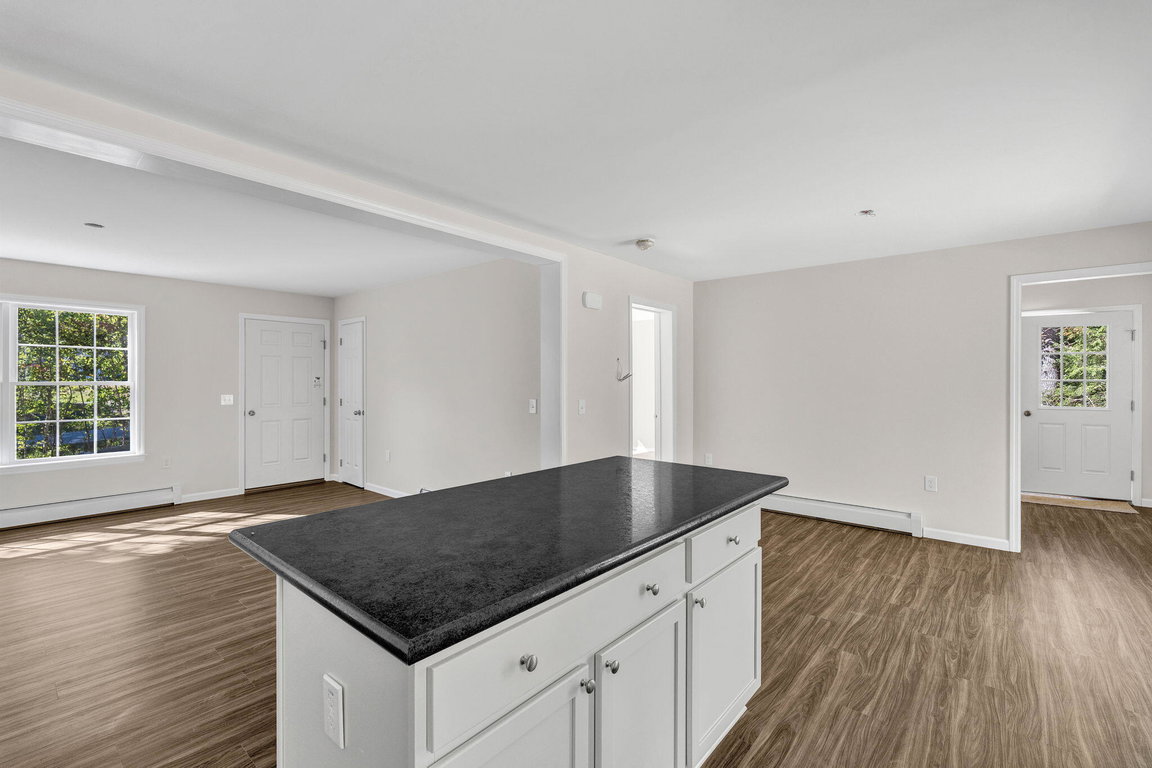 33-web-or-mls-63-bridgetwin-rd
