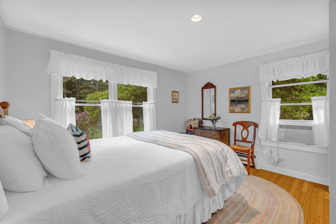 238-web-or-mls-425-seawall-rd