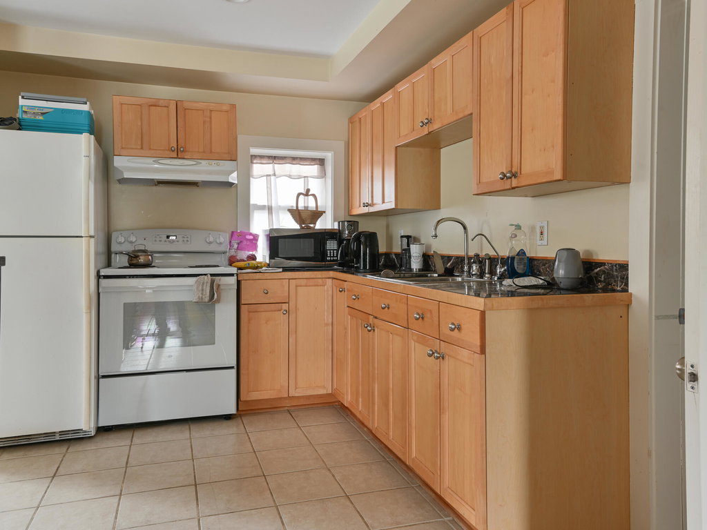 Kitchen Apt 2