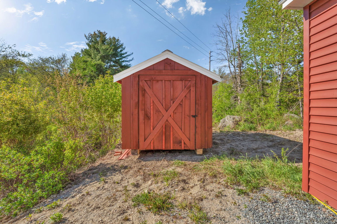 25-web-or-mls-727-n-bend-rd