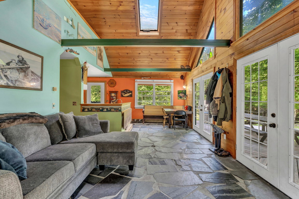 27-web-or-mls-26-wolf-cove-rd