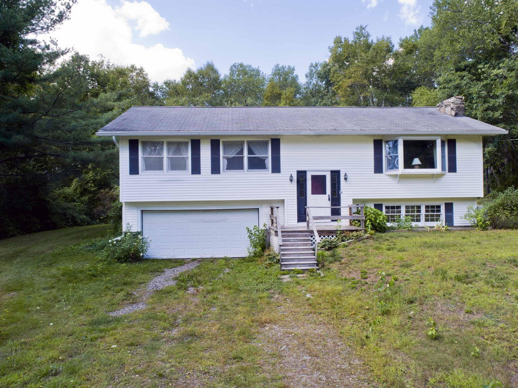 62 Bayview Drive Northport