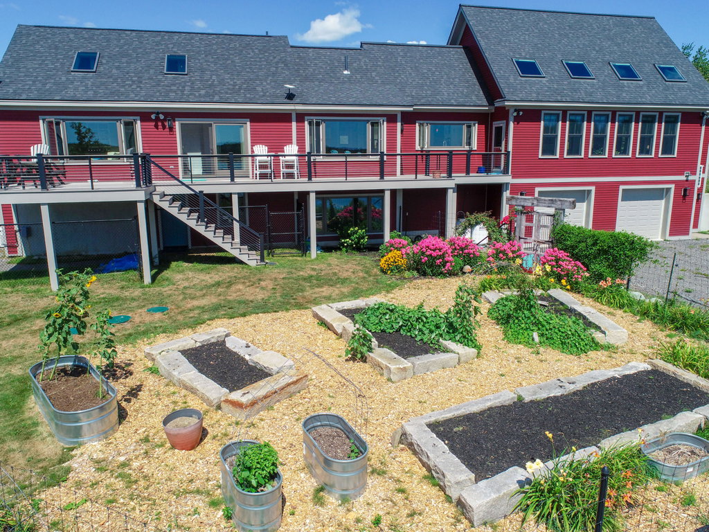 Exterior (27)