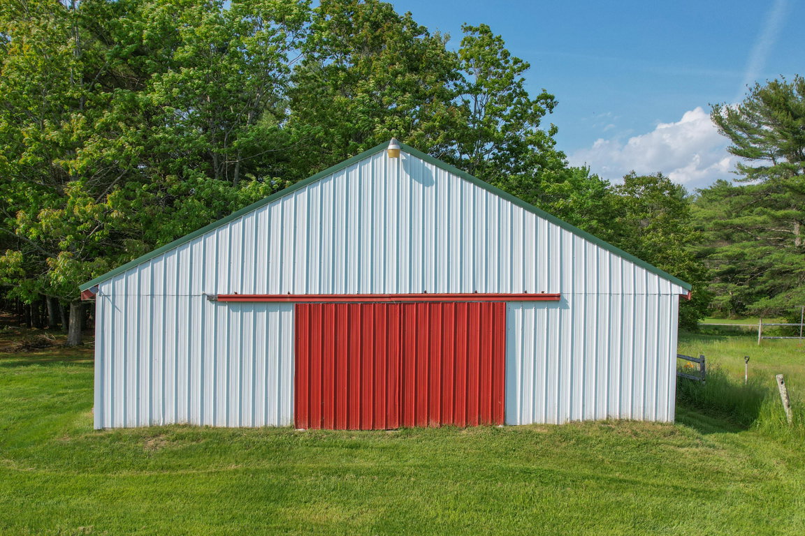 Barn