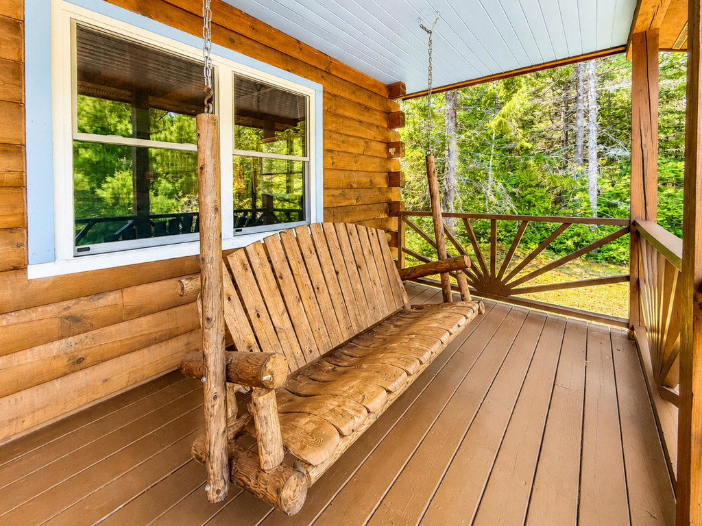 Porch swing
