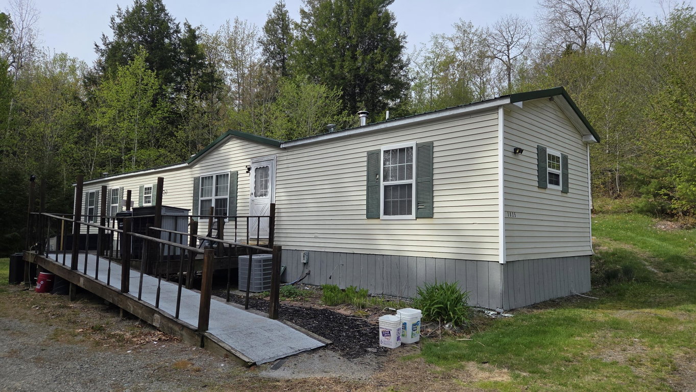 1035 Airline Road Clifton