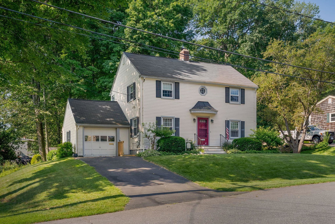 4 Ursula Street Waterville