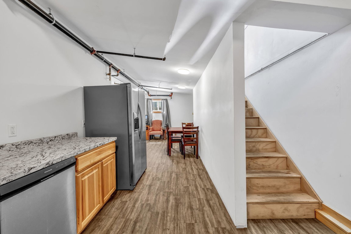 12-web-or-mls-14-cottage-st