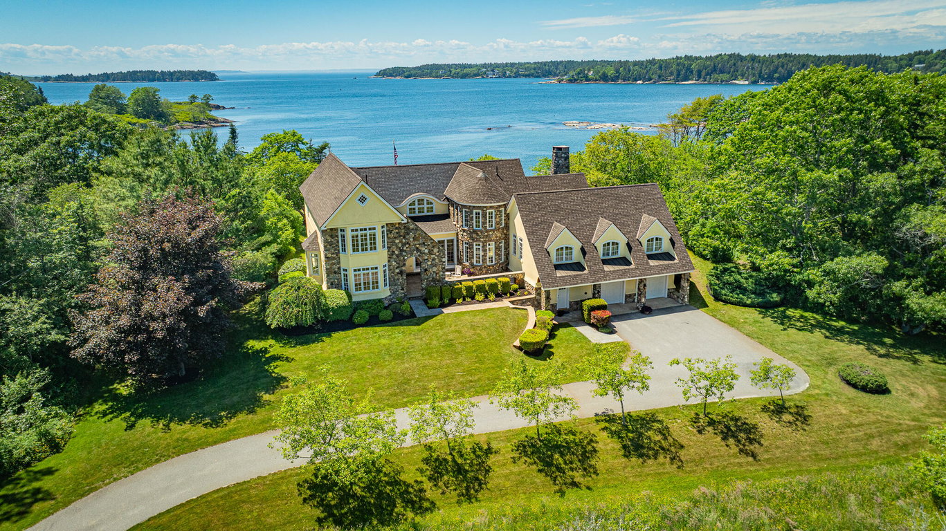 37 Alliquippa Road Phippsburg