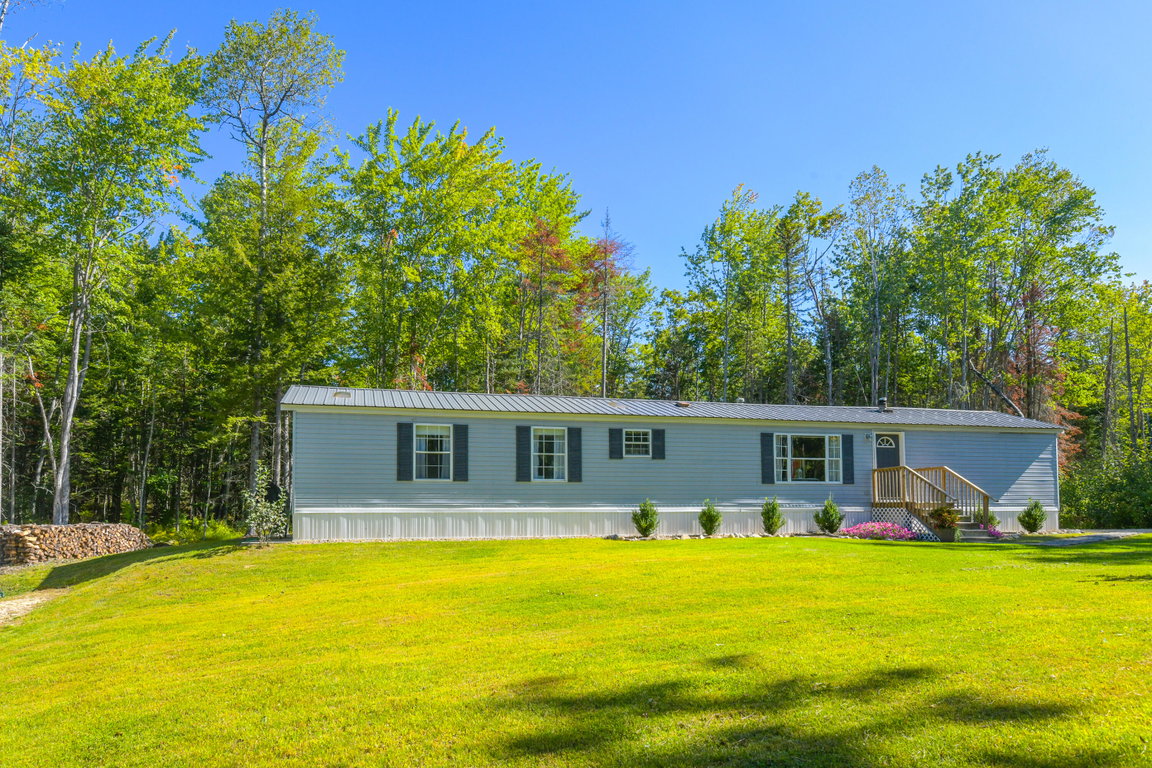 936 Pequawket Trail Brownfield