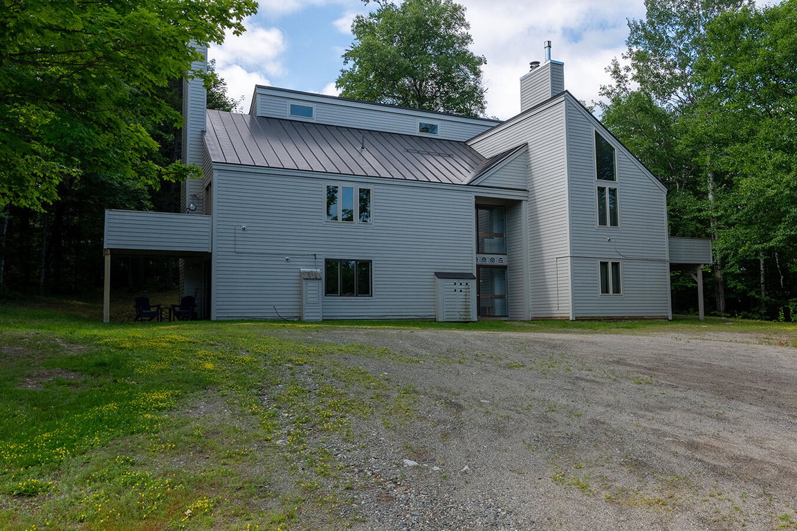 2067 Hamlet Circle Carrabassett Valley