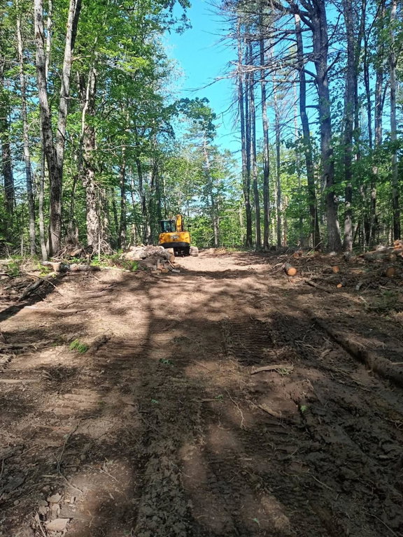 000 Ridge School Road Liberty
