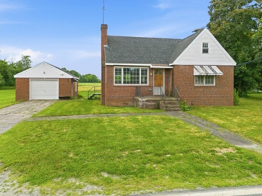 67 River Road Benton