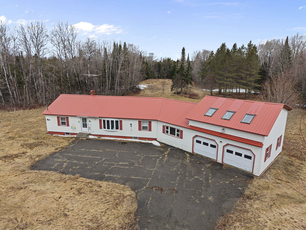 913 B Road Ludlow