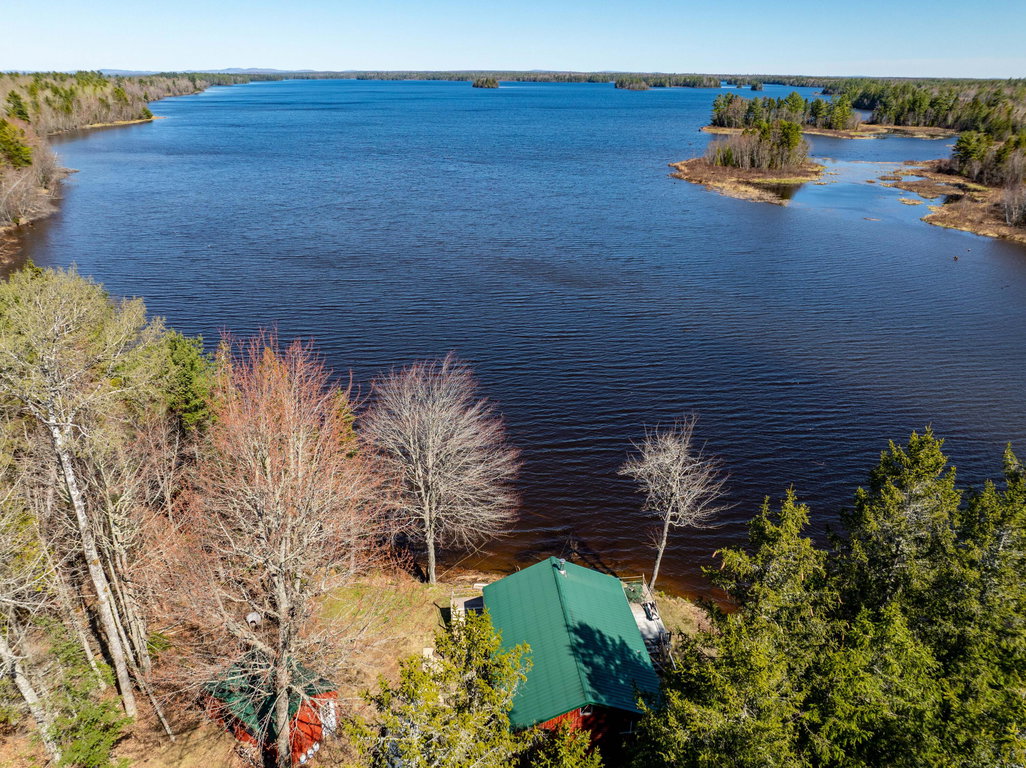 38 Lamb Farm Road Baileyville