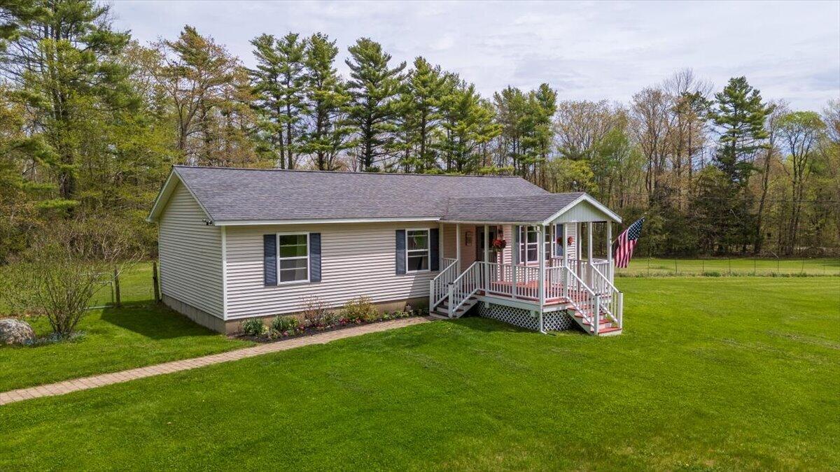 11 Simon Road Waldoboro