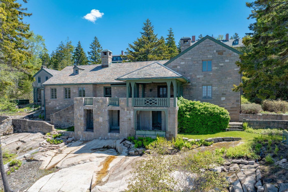 6 Cliffhanger Lane Mount Desert