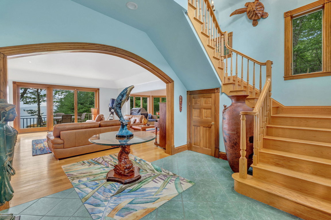 29-web-or-mls-1197-bay-rd