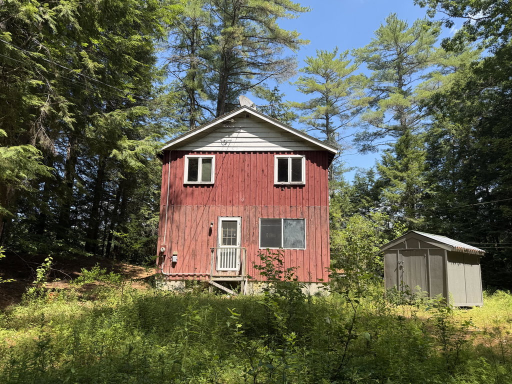 34 Spruce Lane Hollis