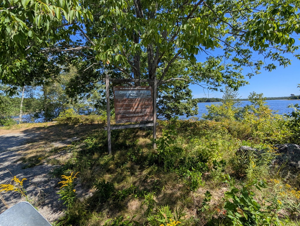 Eagle Rd Graham Lake1