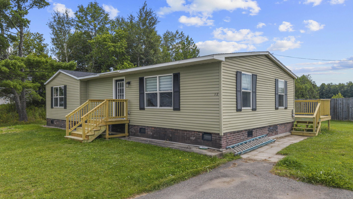 12 Bradstreet Road Vassalboro