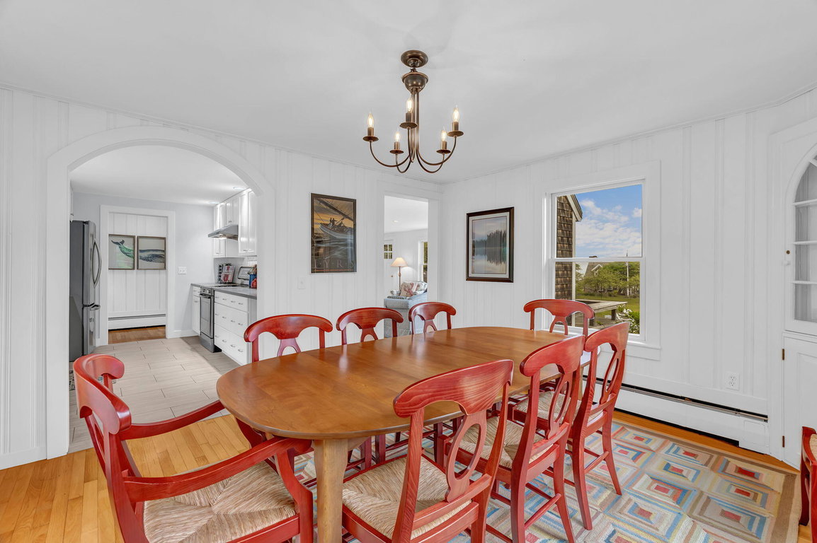 228-web-or-mls-425-seawall-rd