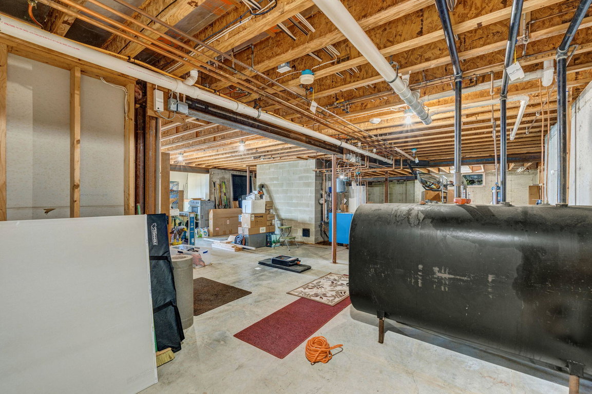 67-web-or-mls-1197-bay-rd