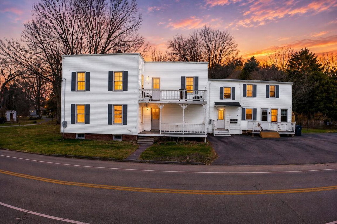 15 South Street Freeport