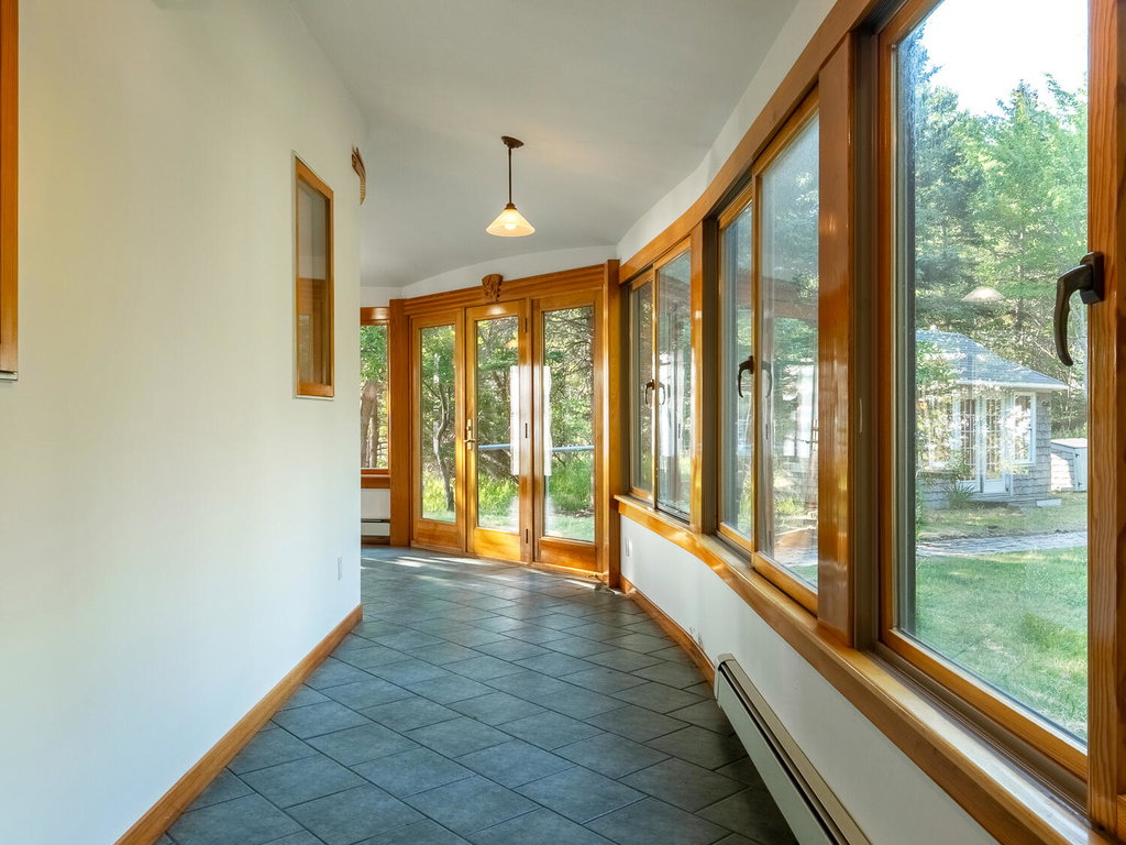 Enclosed porch