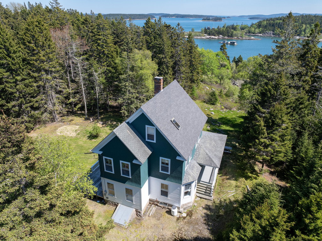31 Green Head Lane Stonington