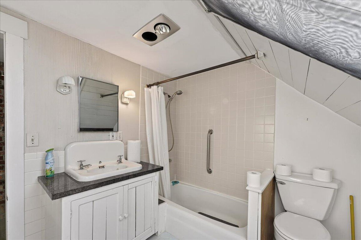 32-521 Morgan Bay Rd-58