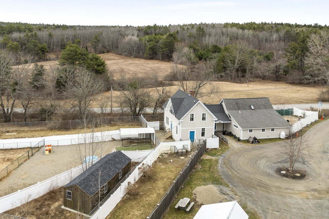 144 Middle Road Edgecomb