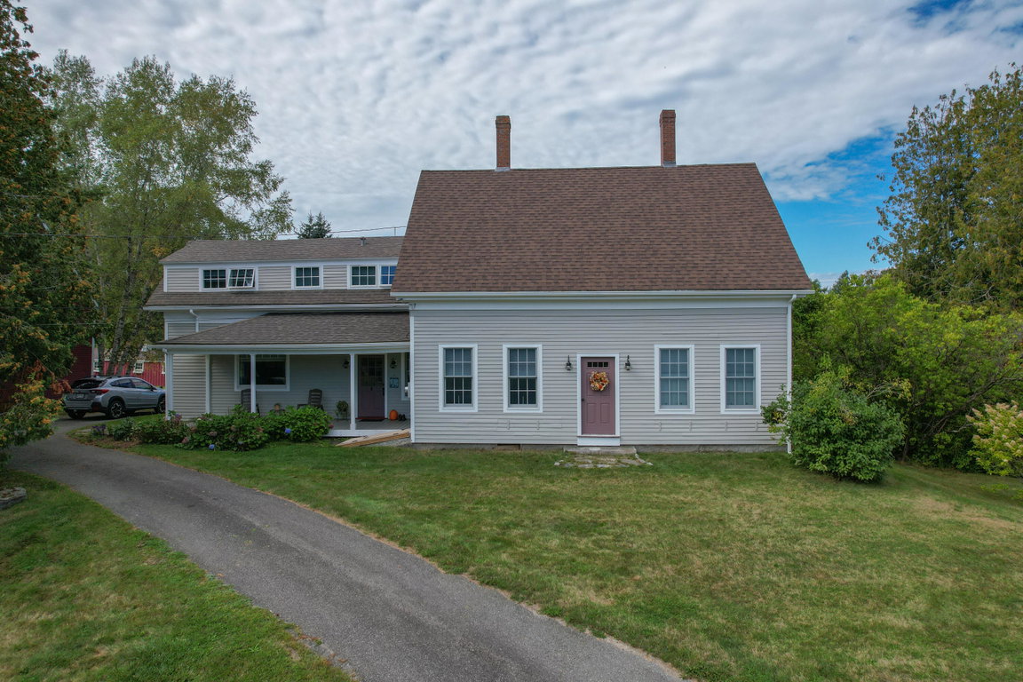 Approach from circular driveway.