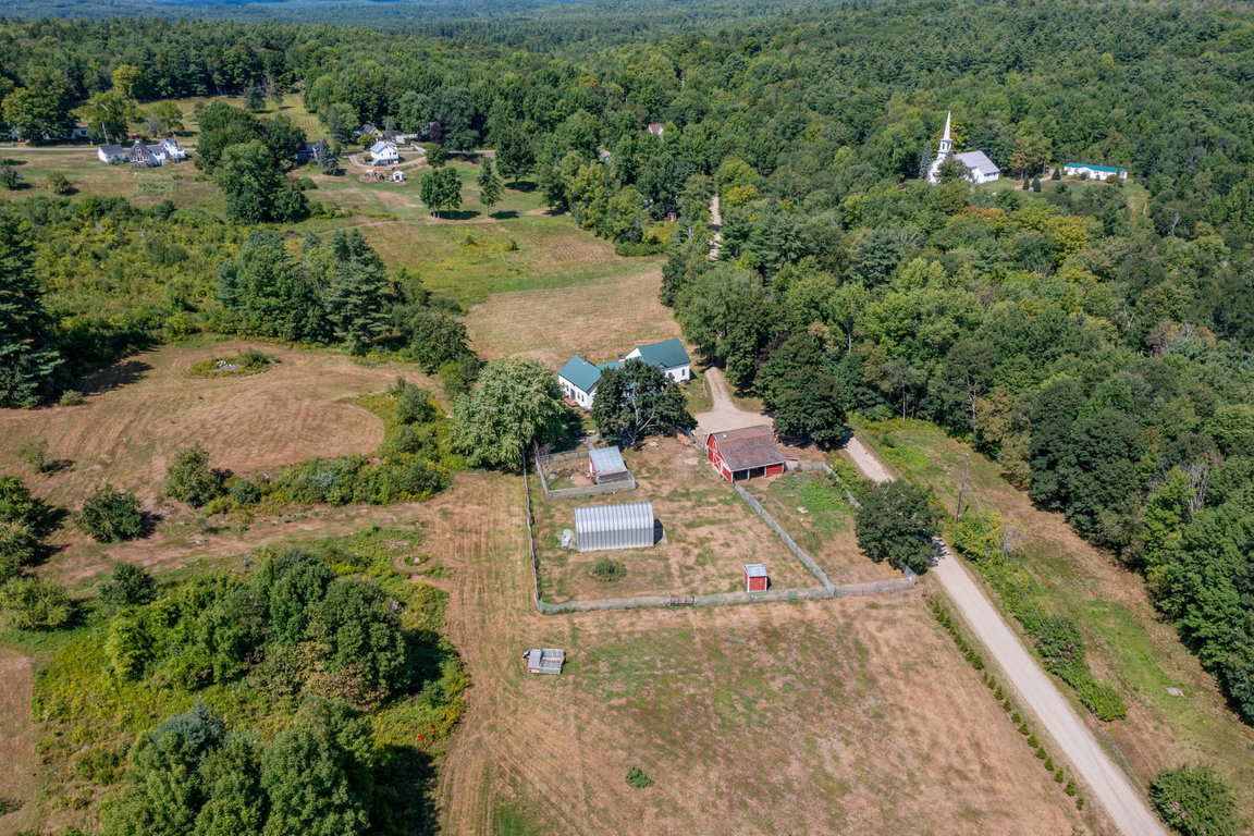 31 Cemetery Road Montville