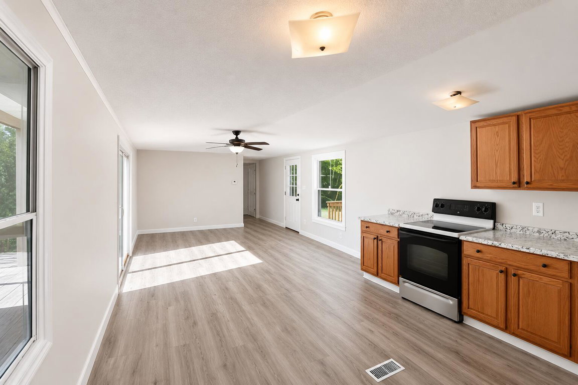 kitchen/living room