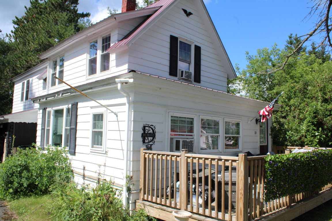 84 Hines Street Washburn