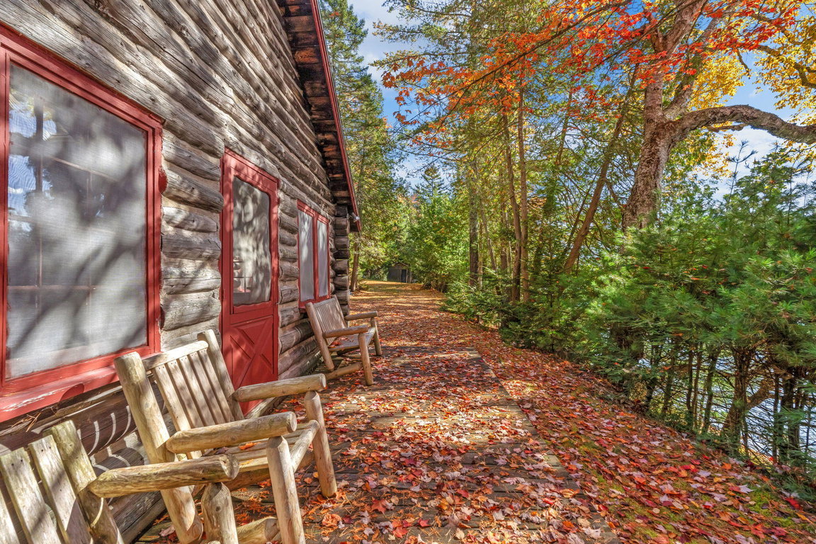 38-web-or-mls-25-dickens-farm-rd